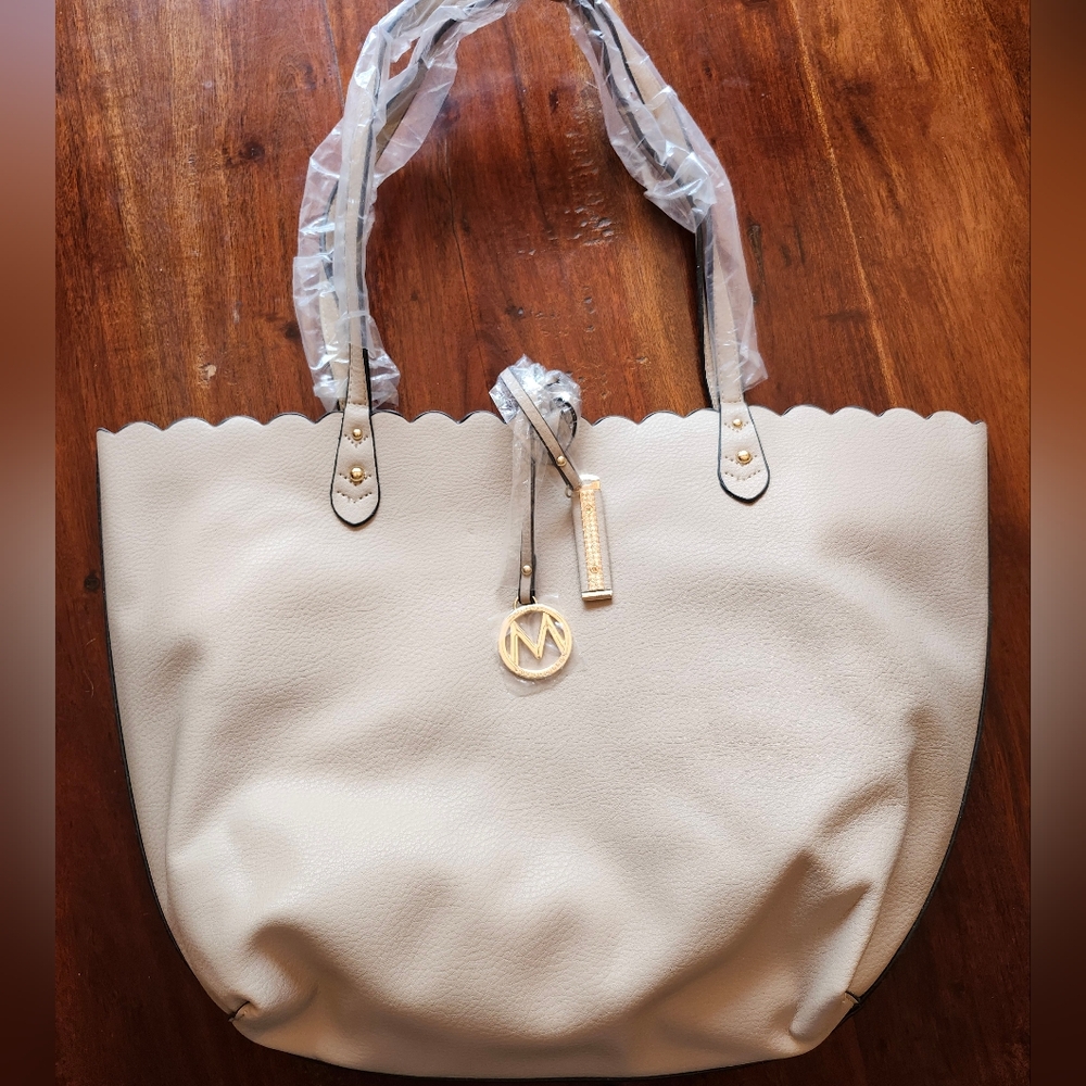 NWT Mia K Collection Amahia Tote Bag Set